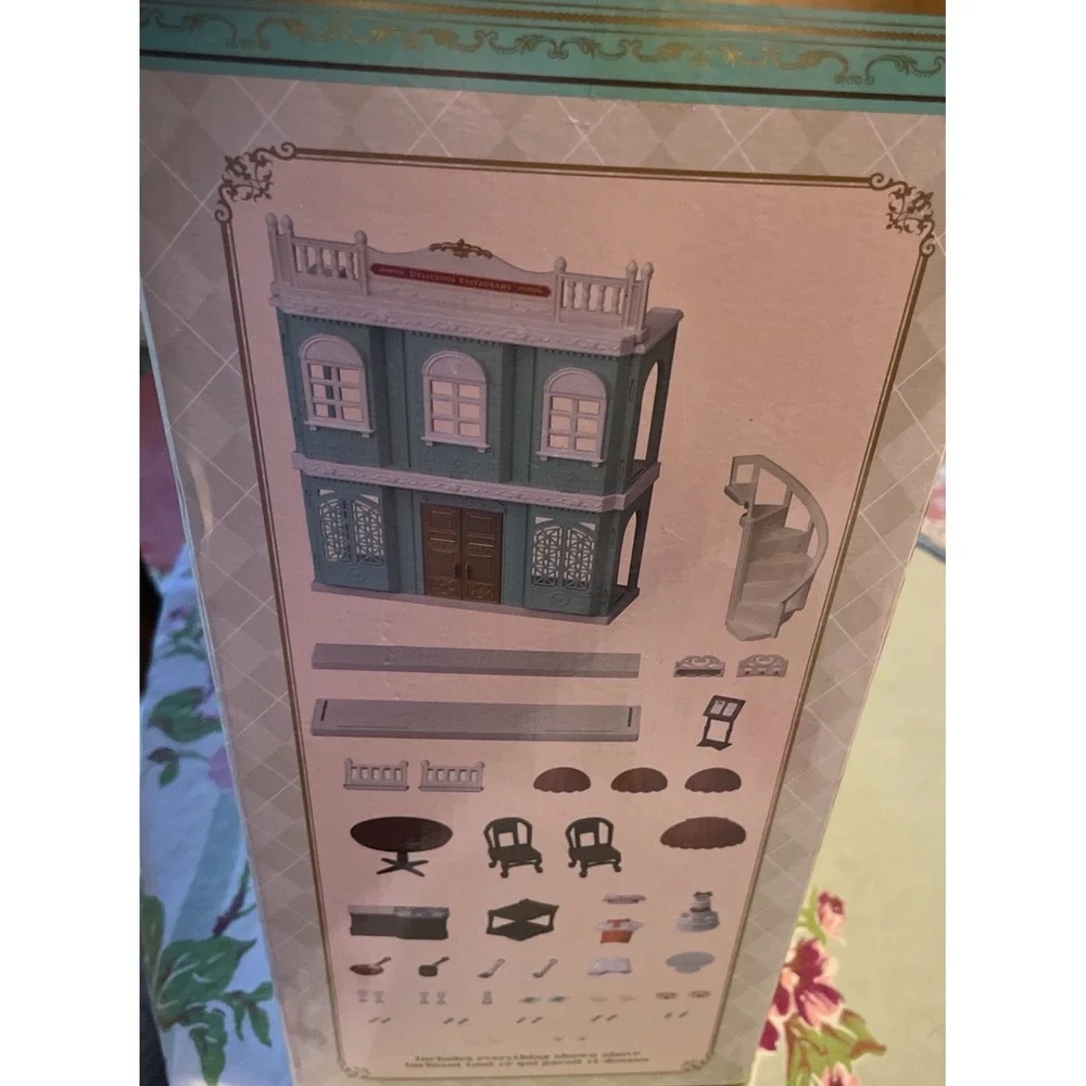 Sylvanian Families Calico Critter Town Series Delicious Restaurant Play-set Read